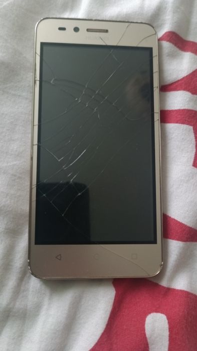 Продам huawei на запчастини