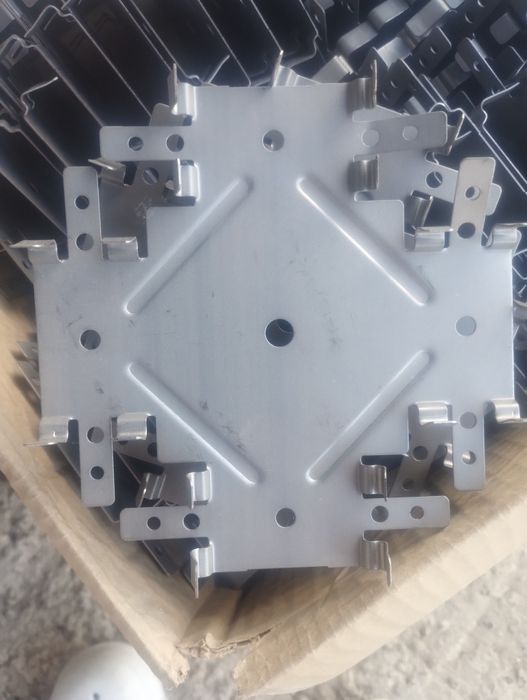 Соединитель одноуровневый "краб" для CD профиля 50 шт