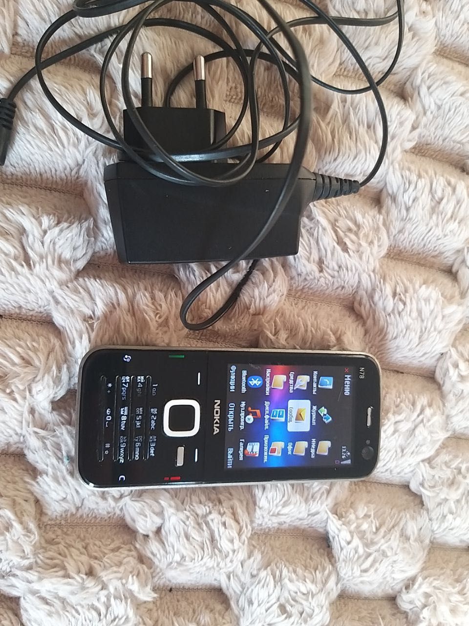Легендарний GSM/UMTS-смартфон Nokia N78 (10 57)