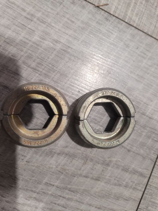 Zestaw 10 matryc  do zakuwania CU do praski Klauke K-22