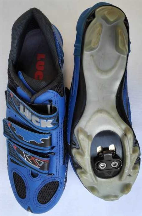 Sapatos Novos BTT.
