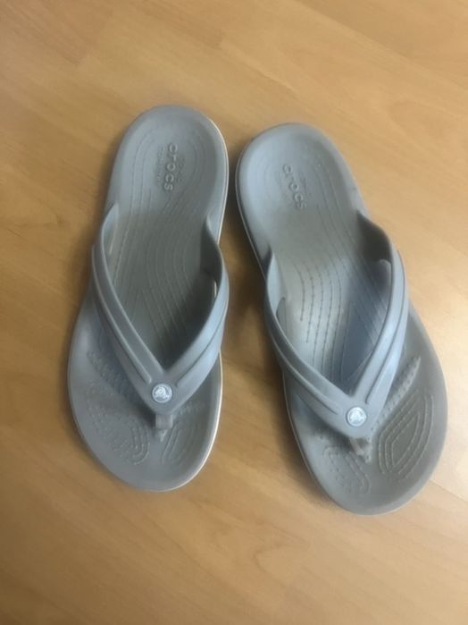 Шлепки вьетнамки crocs j5