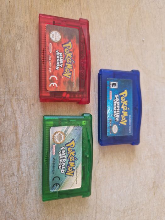 Pokemon Sapphire na Nintendo Gameboy