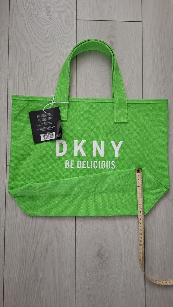 DKNY. Torebka Torba na zakupy.