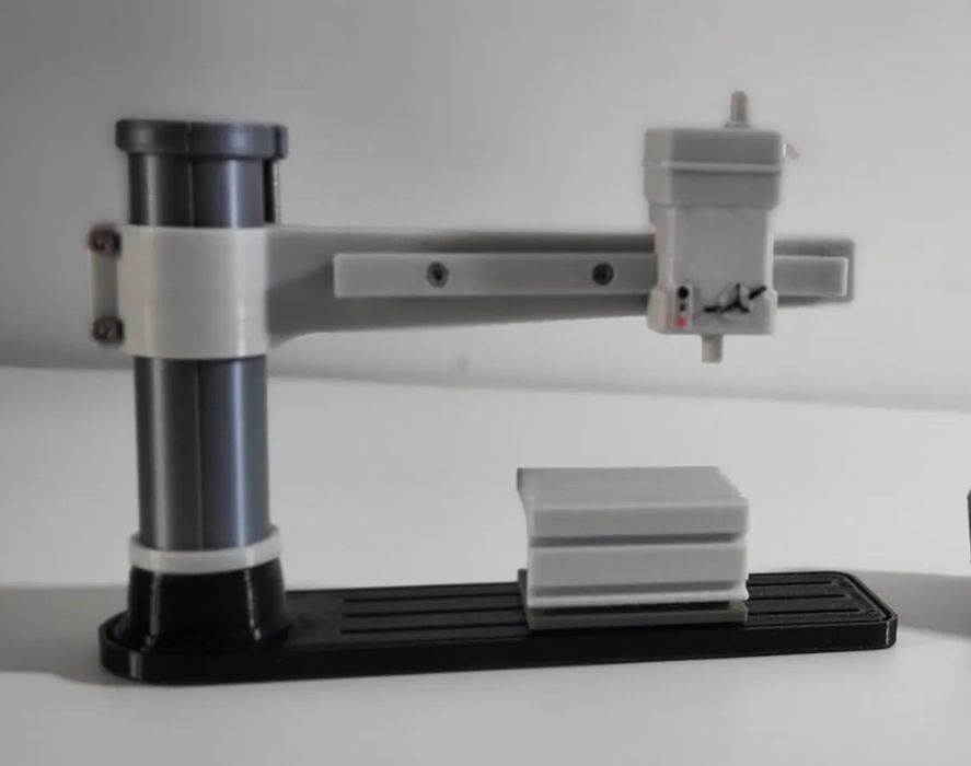 Máquina de Perfuração Radial em Miniatura 1/32