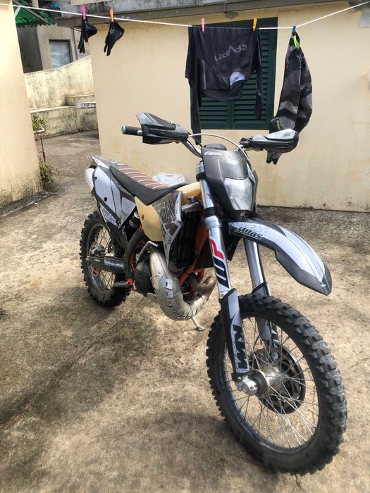 KTM 250 EXC (versão six days 2009)