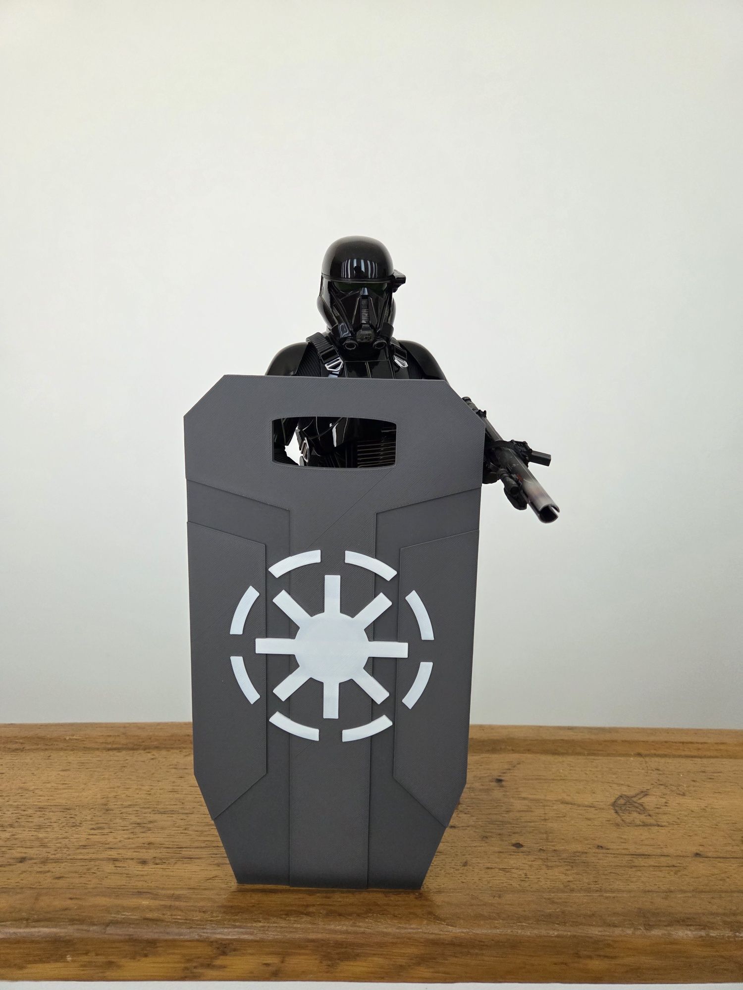 Hot toys clone trooper m3 Bulwark shield