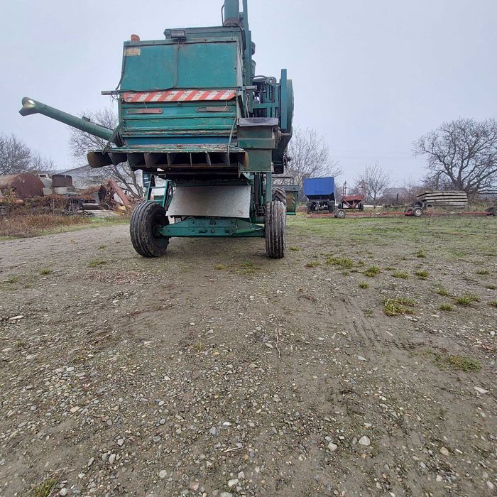 Конбайн нива ск-5