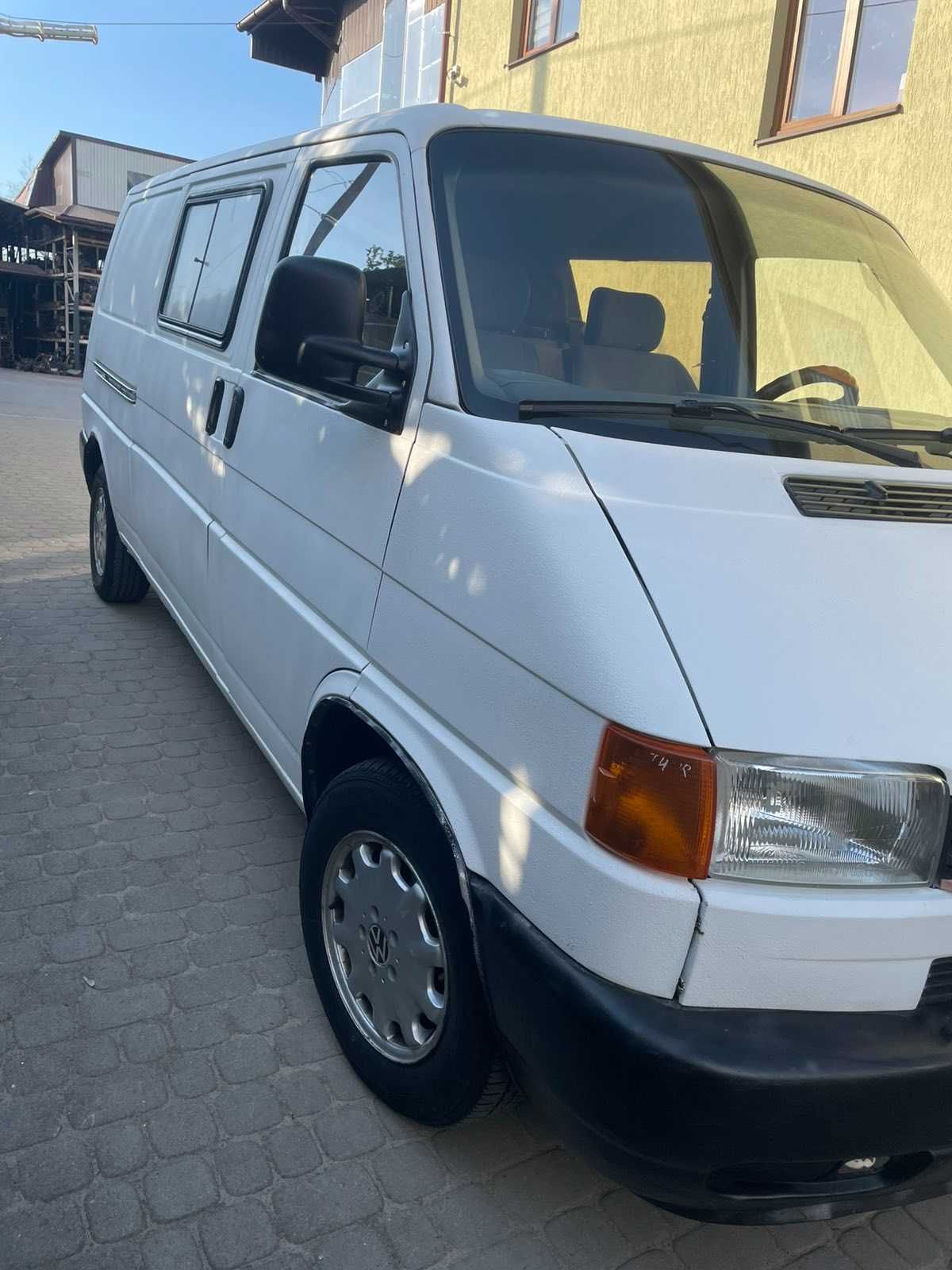 Продам VW Transporter T4 2.4d 1993р