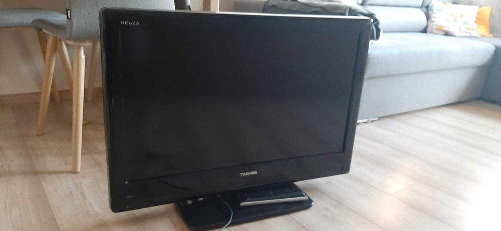 telewizor 32 cali toshiba regza