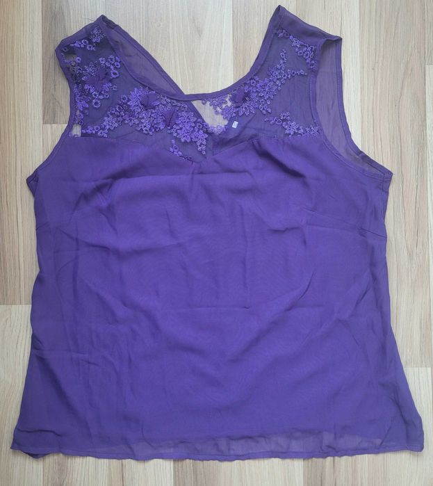 Fioletowa bluzka z koronką XXL