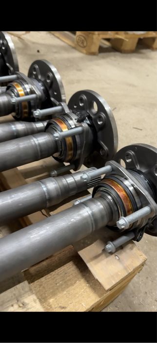 Піввісь полуось спрінтер Sprinter тонка товста засверлена W906 W907