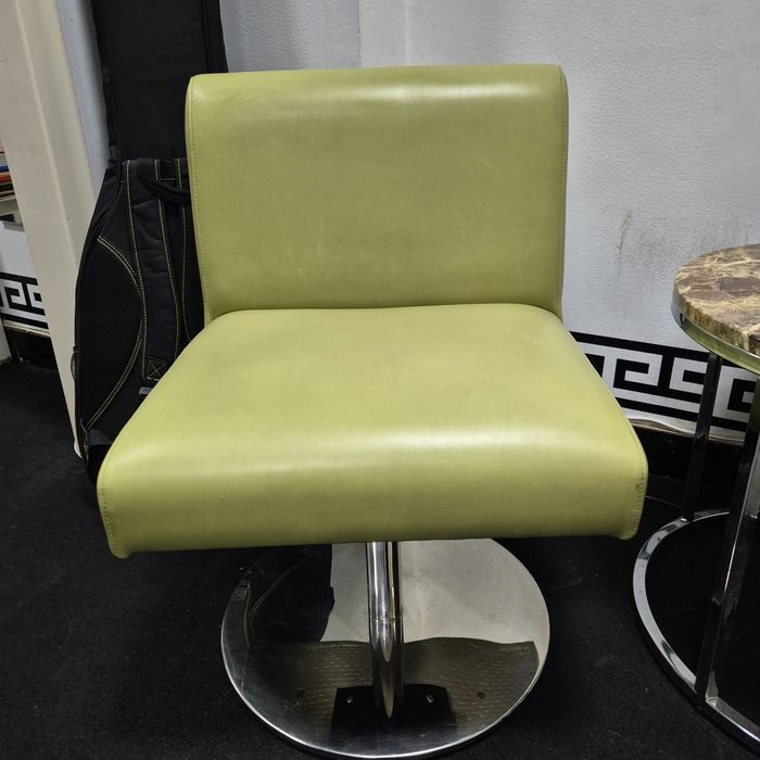 Cadeiras vintage originais giratórias – verde lima