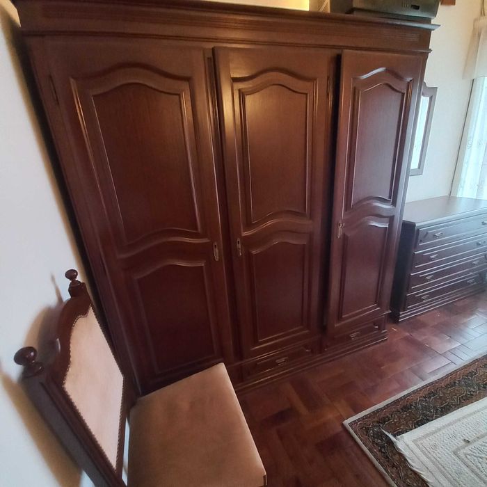 Mobília de quarto em bom estado