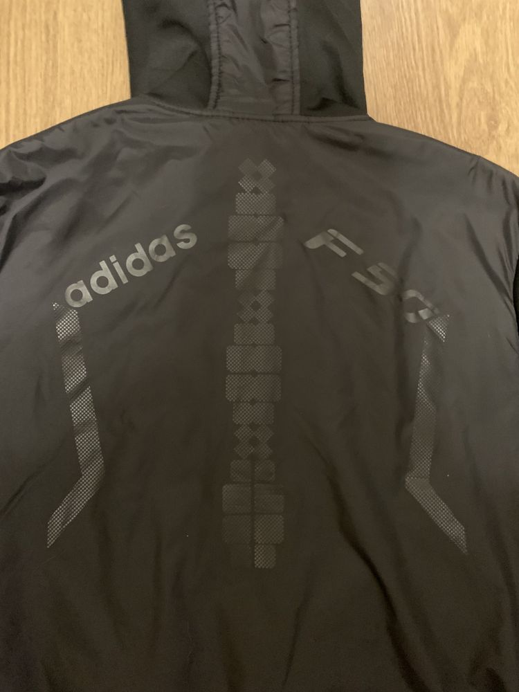 Ветровка Adidas