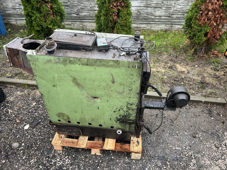 Piec na olej do garażu