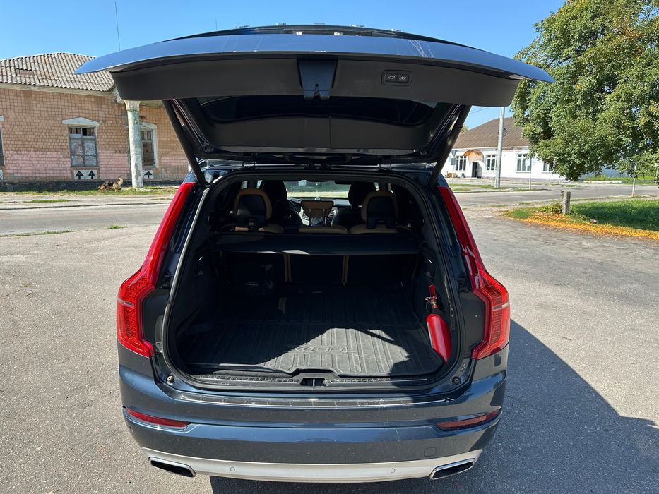 Volvo XC90 2018, T6 320 к.с., AWD, 7 місць