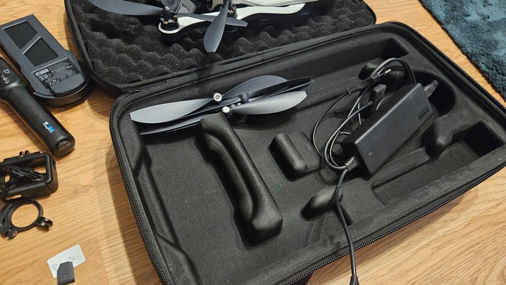 GoPro  karma set z gimbalem