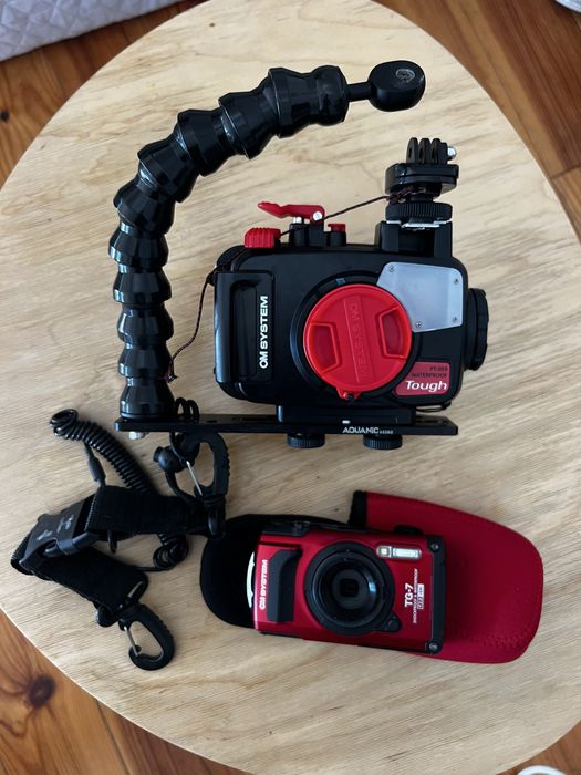 Olympus TG7 + Housing