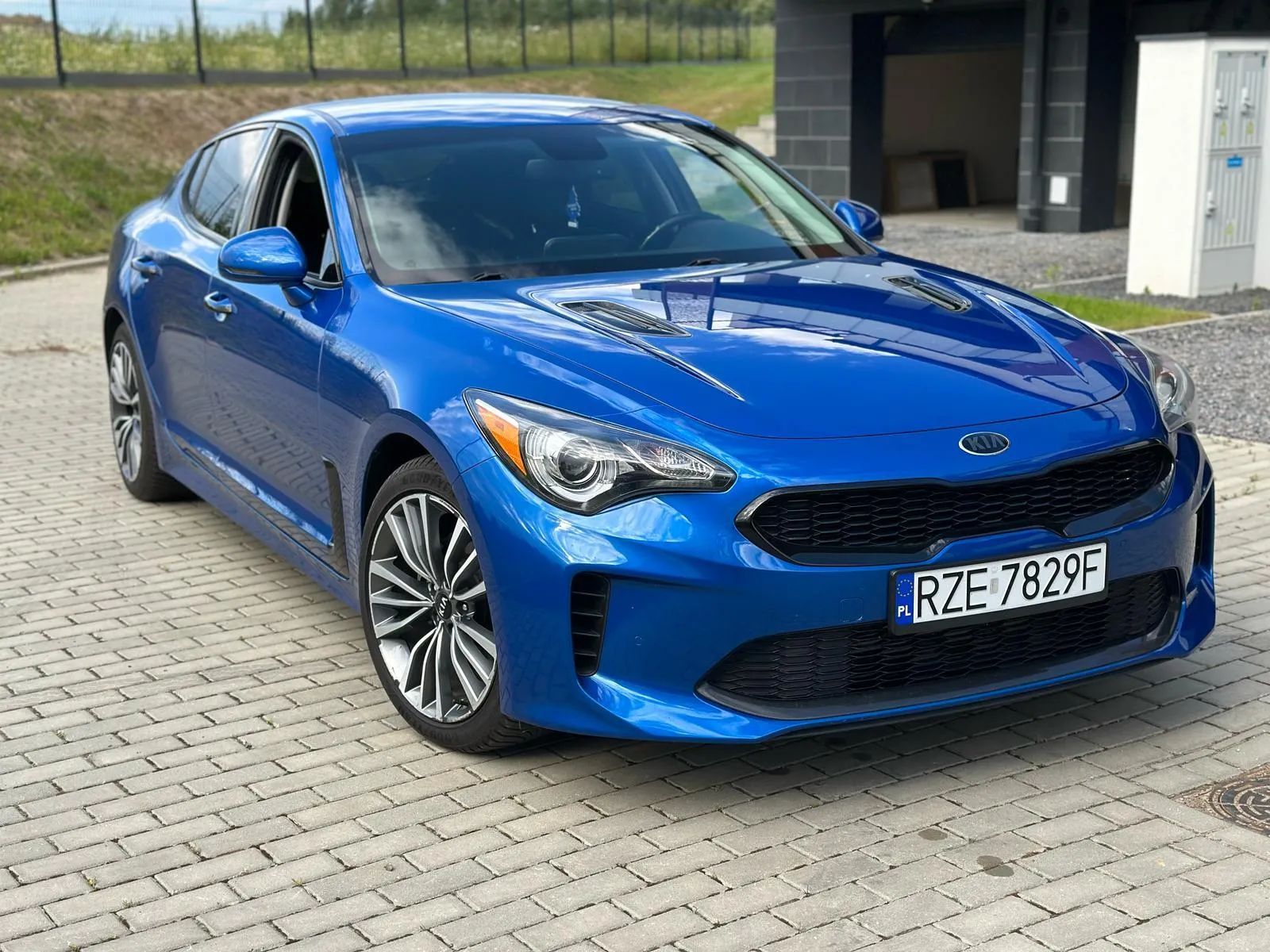 Kia Stinger Kia Stinger 2.0 T-GDI L