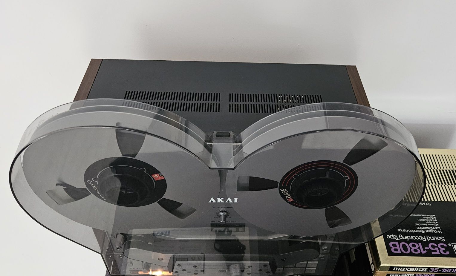Magnetofon szpulowy Akai GX 635, duży zestaw