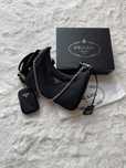 Torebka torba Prada Re-Edition 2005 Re-Nylon