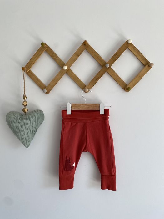 Spodnie legginsy lindex 62 czerwone w liski