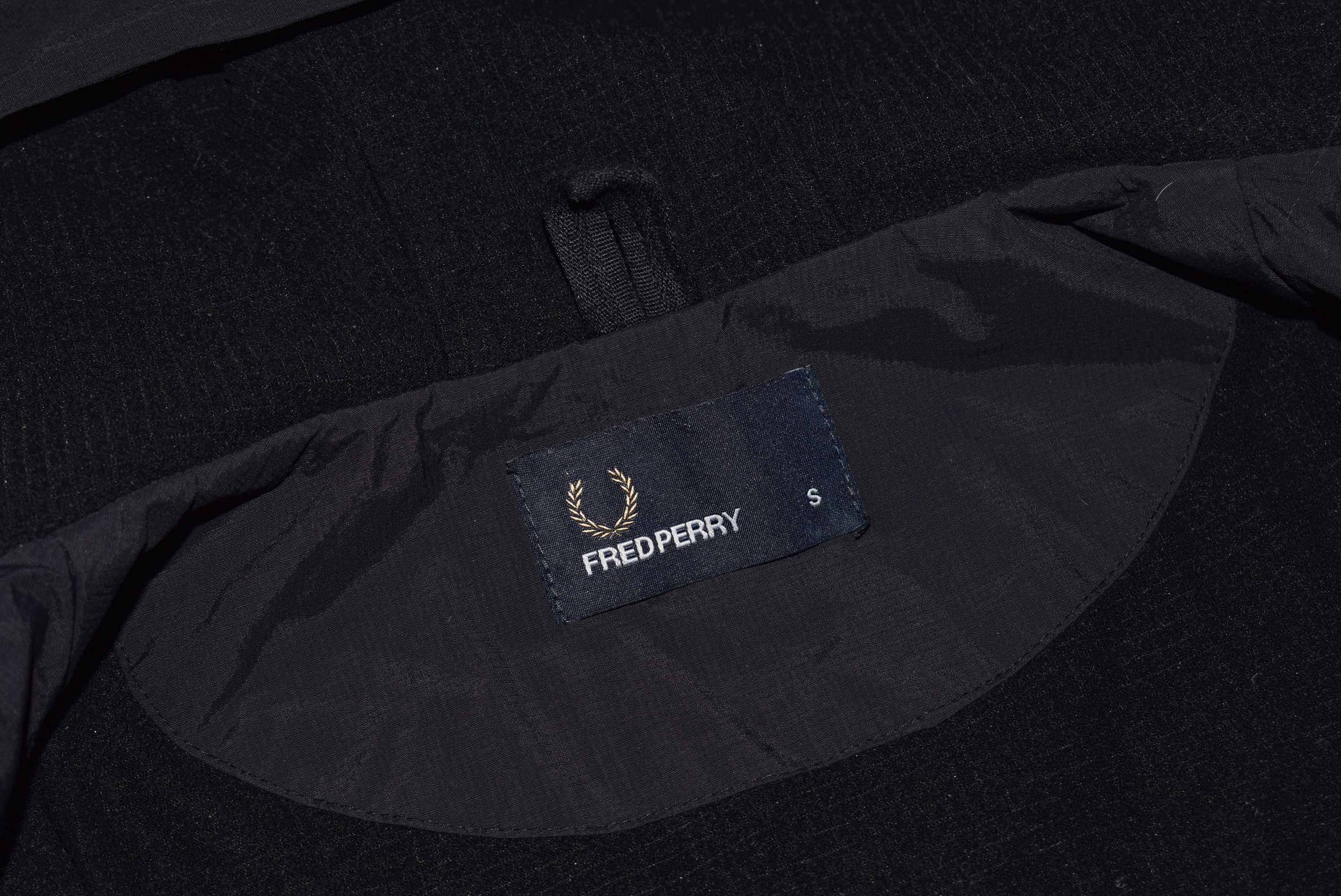 Fred Perry Quilted Jacket (Мужская Утепленная Куртка Фред Пери )