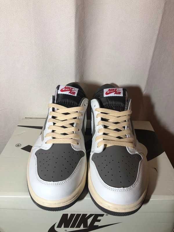 Jordan 1 Retro Low OG SP Travis Scott Reverse Mocha R.39