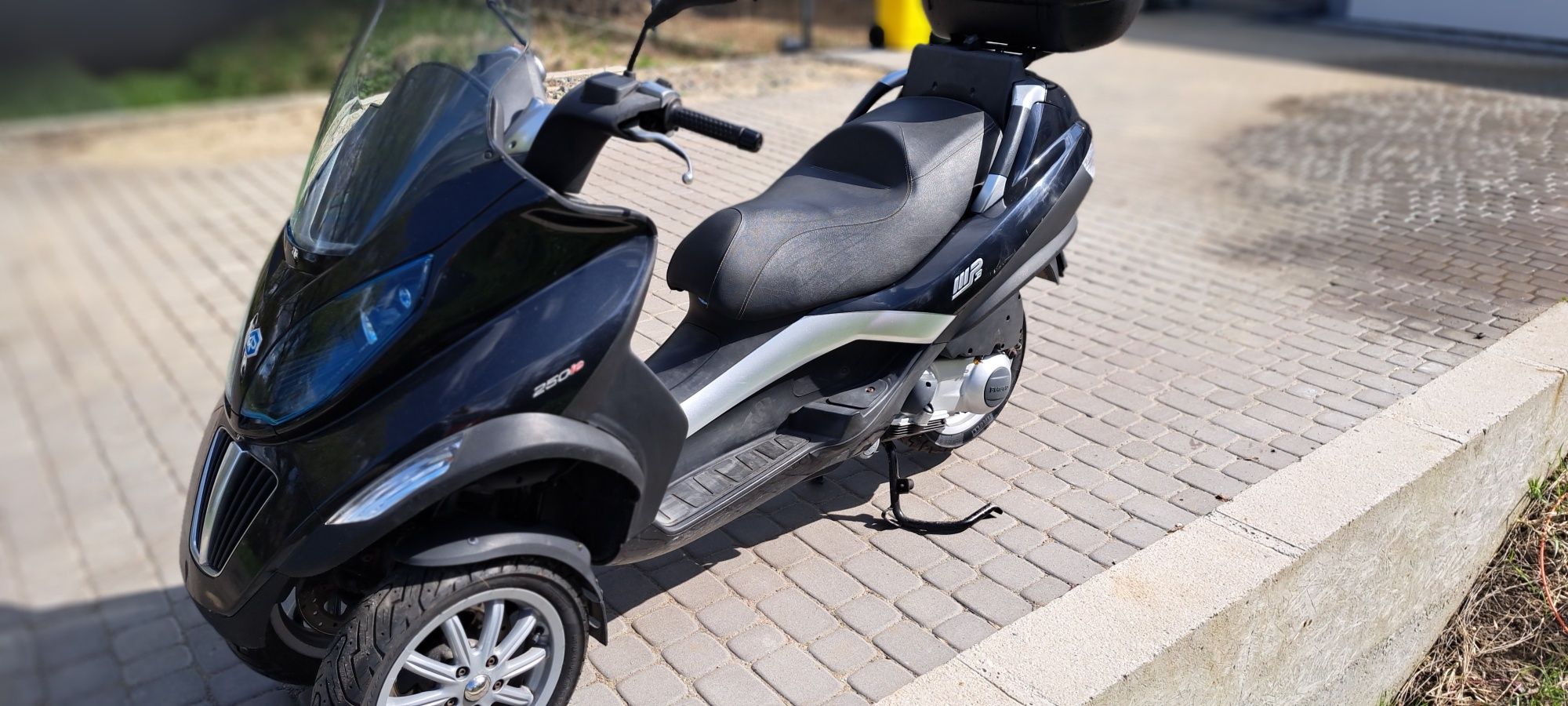 Sprzedam Piaggio MP3 250cm