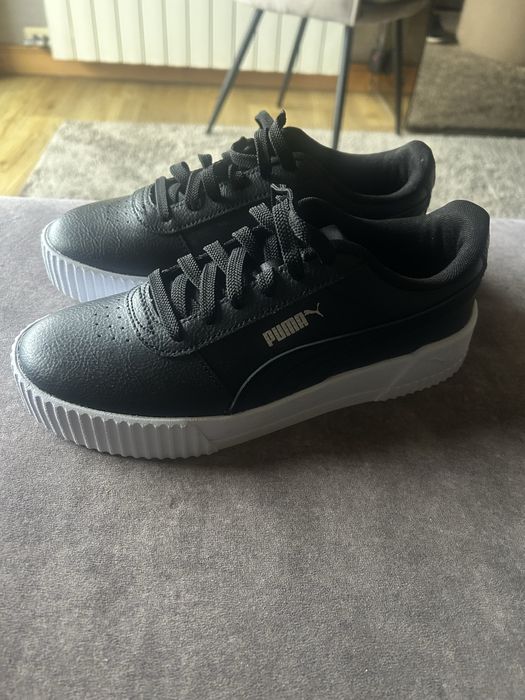 Sapatilhas puma usadas uma vez