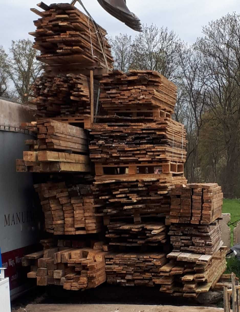 Drewno kantówki konstrukcyjne na dach