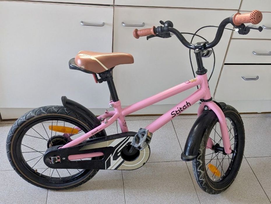 Vendo bicicleta infantil para menina com rodas de 16 polegadas