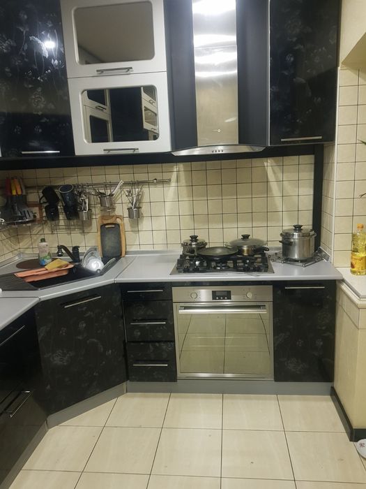 Здам 2-кімнатну квартиру подобово