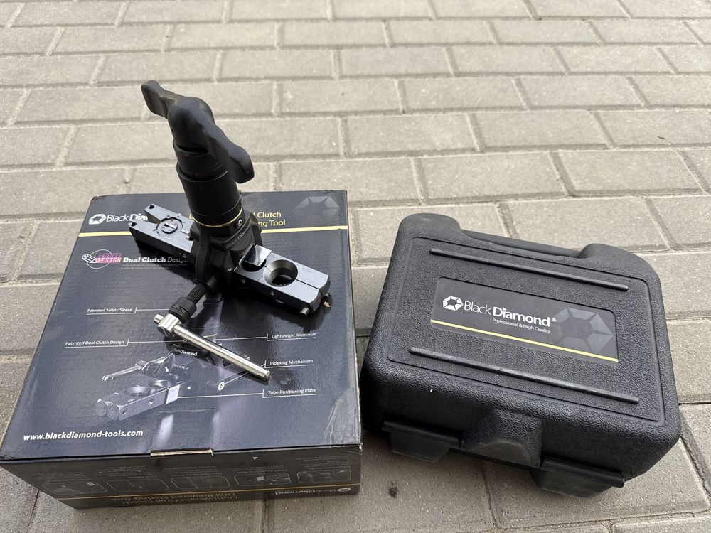 Kielicharka BLACK DIAMOND 15545 z adapterem pod wkrętarkę Stan idealny
