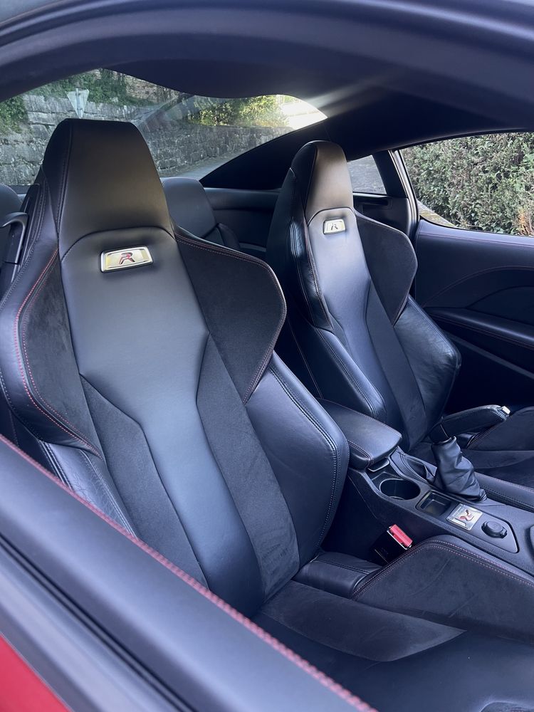 Peugeot RCZ R 270cv