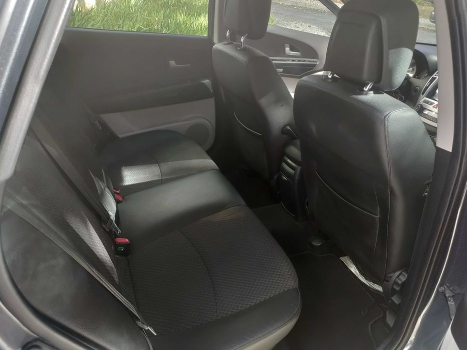 Kia Ceed SW 1.6 CRDi 115cv (2009) – Nacional