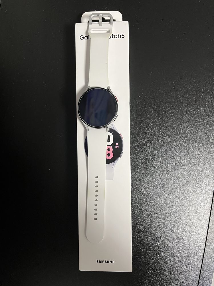 Часы Samsung Galaxy Watch 5 (44 mm оригинал)