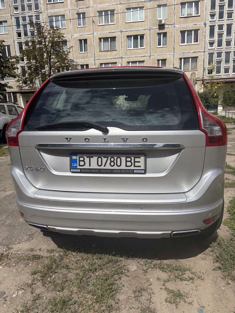 ПРОДАМ!  VOLVO XC60 OCEAN RACE, 2016 г. пробег 48140 км .місто Киів !