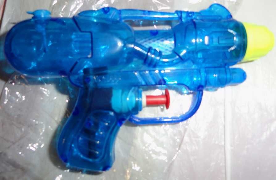Іграшковий водяний пістолет (3+)