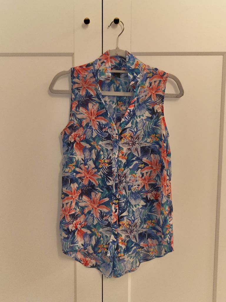 Kolorowa bluzka w kwiaty, z kołnierzykiem, na guziki, H&M, rozm. 34/XS