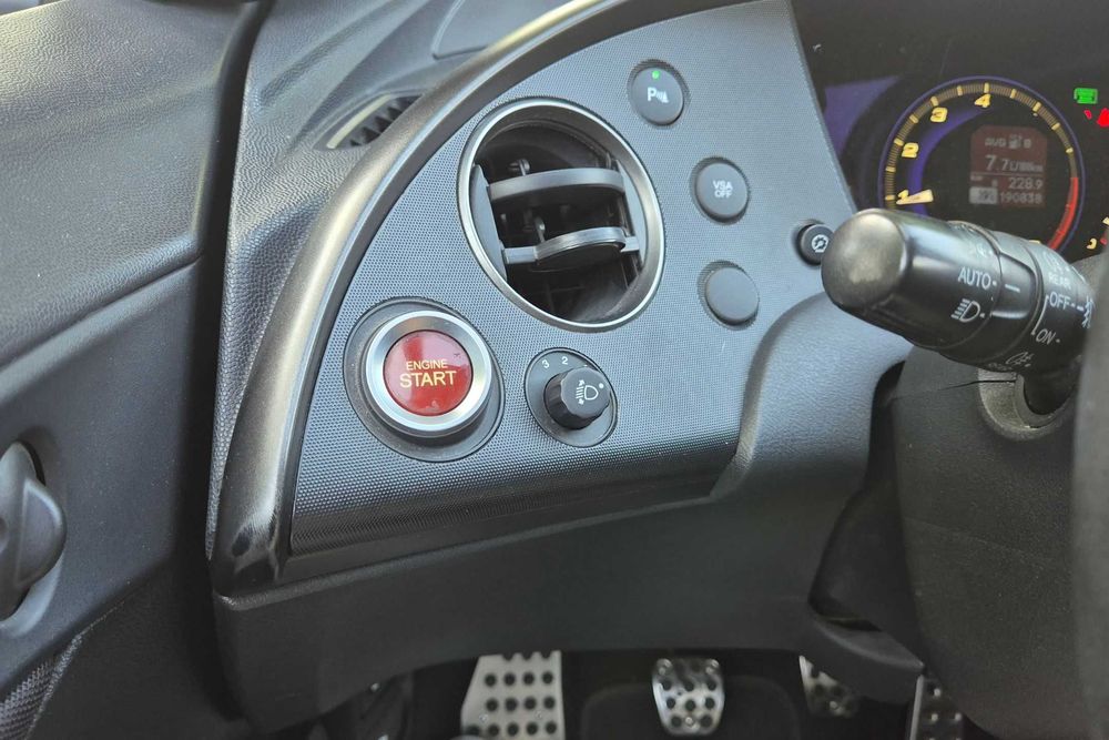 Honda Civic 1.4 i-VTEC  |  2009