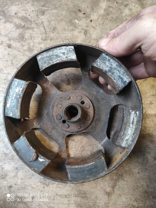 Sprawne Magneto koło zamachowe WSK 125 ZMD 14.123