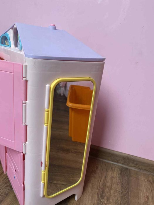 Szafa baby born z lustrem