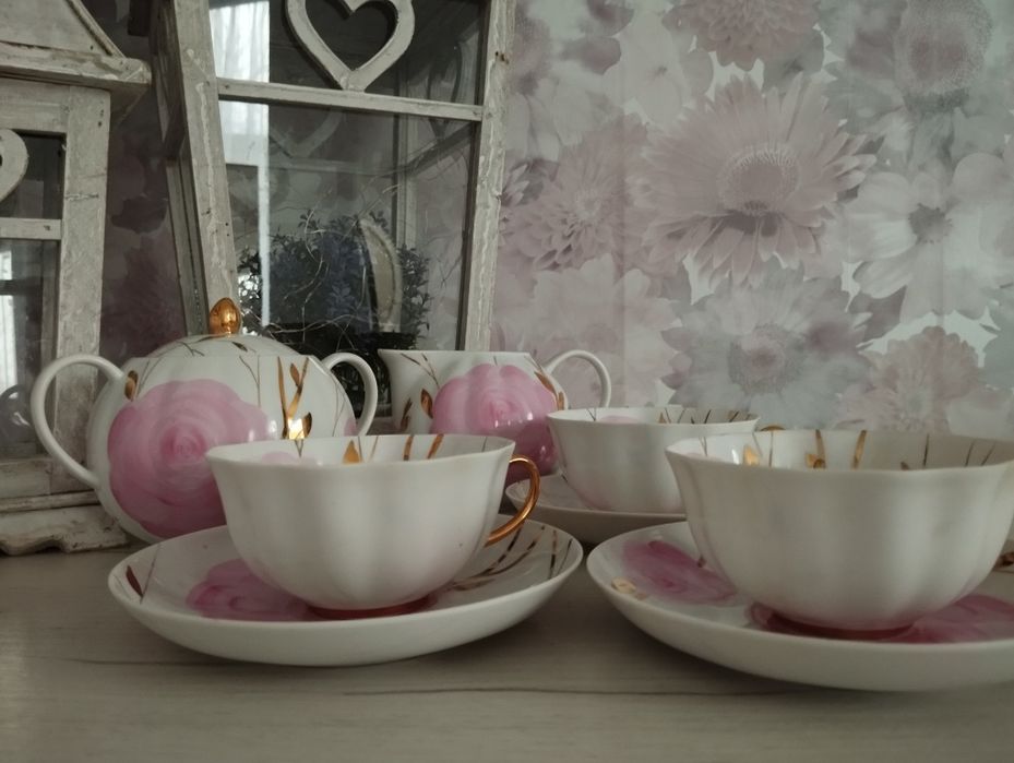 Молочник ,цукорниця, чайні пари ЛФЗ