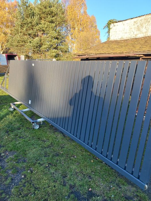 Sprzedam brame przesòwną