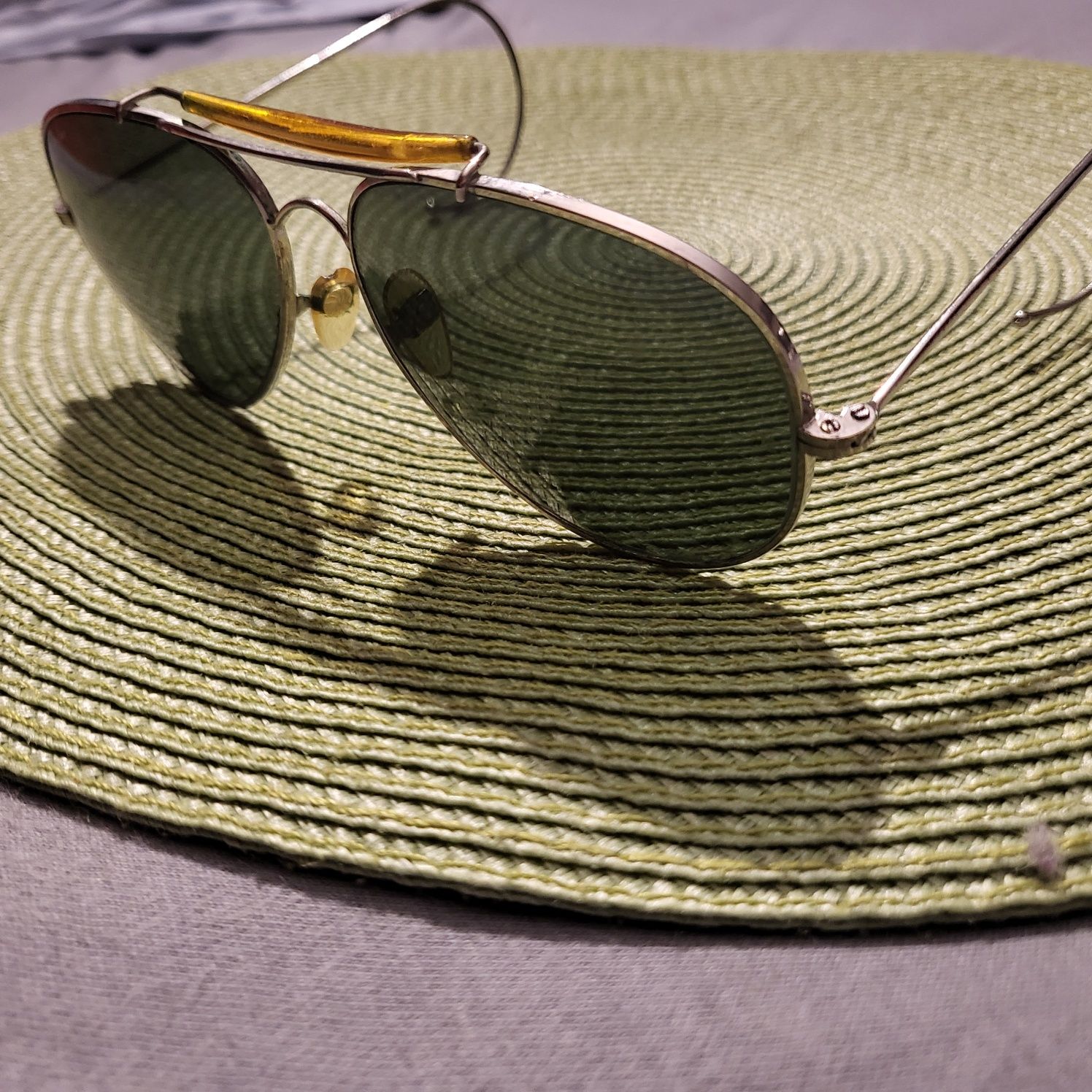 Klasyczne okulary Ray Ben a la Aviator, stylowe