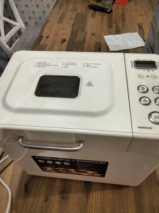 Хлібопіч електрична Kenwyd