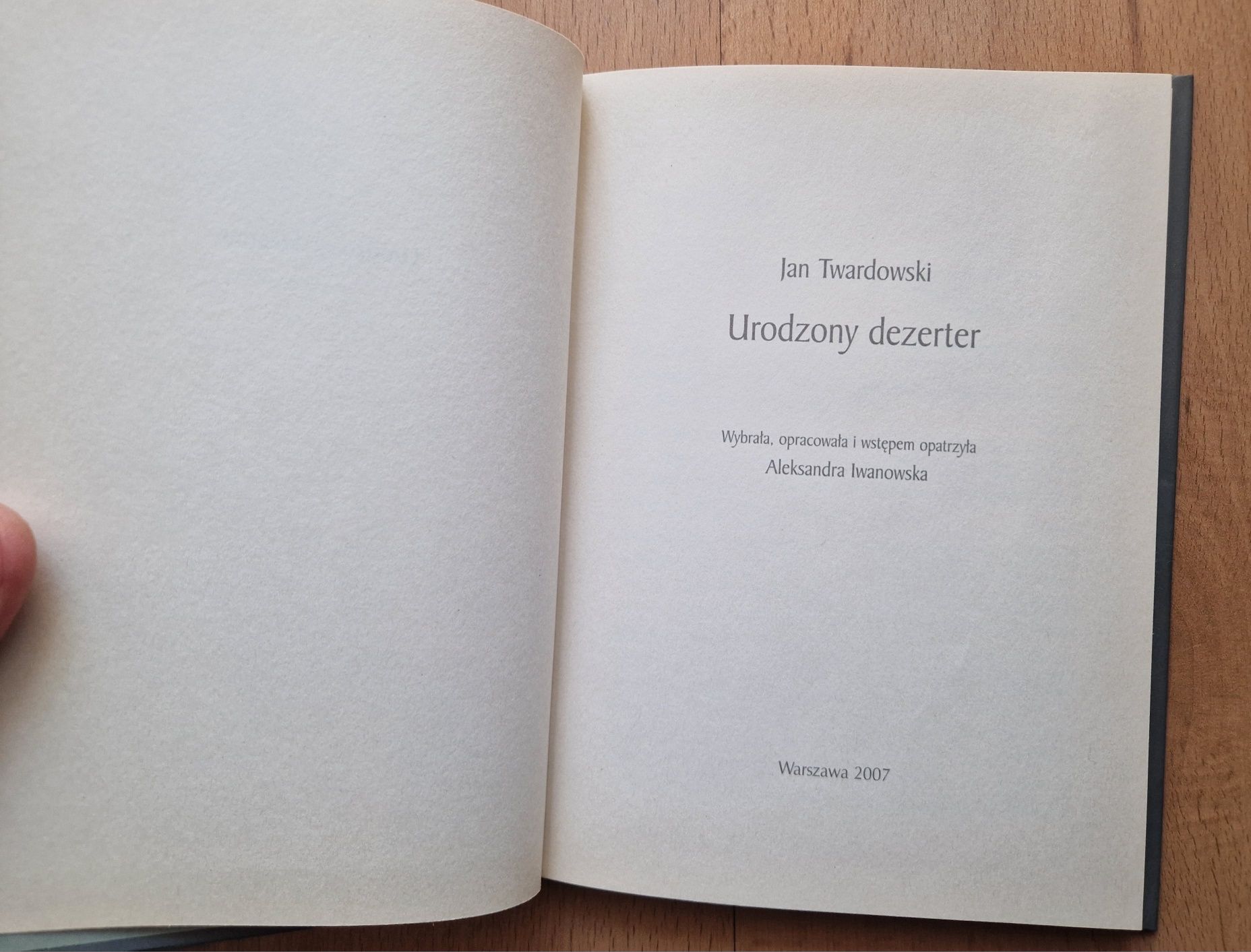 Urodzony dezerter - ks. Jan Twardowski