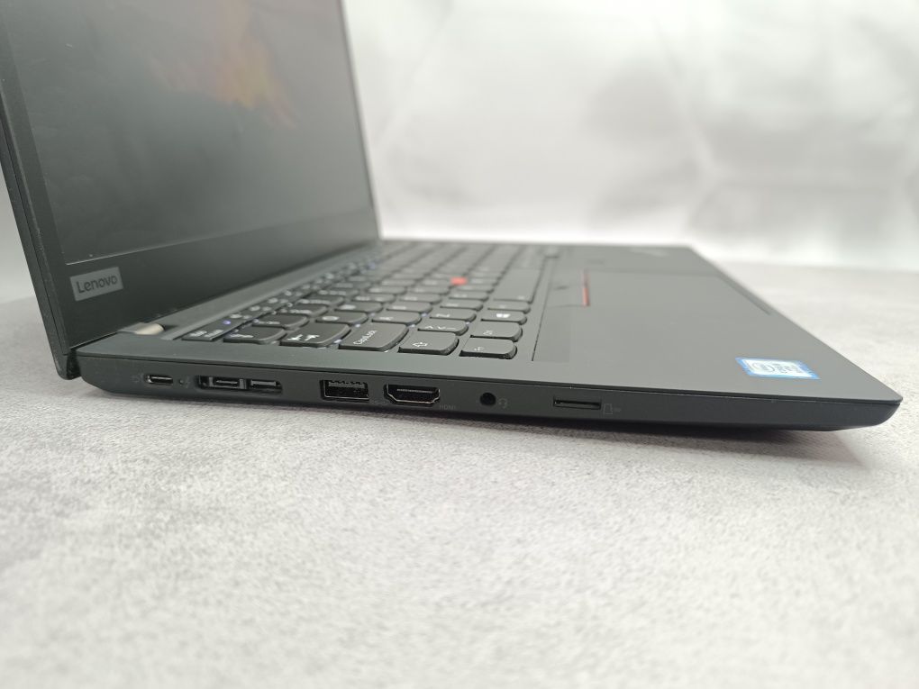 Ноутбук Lenovo ThinkPad T490/i5-8365U/8 ГБ/256 GB/14.0 " Full HD IPS